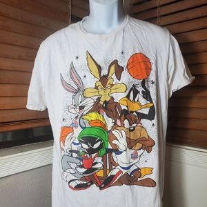 Space jam t-shirt  Size L
